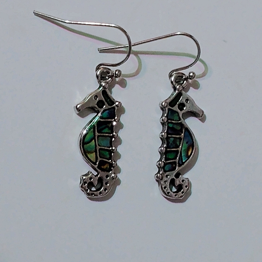 🆕 Iridescent Seahorse Drop Earrings